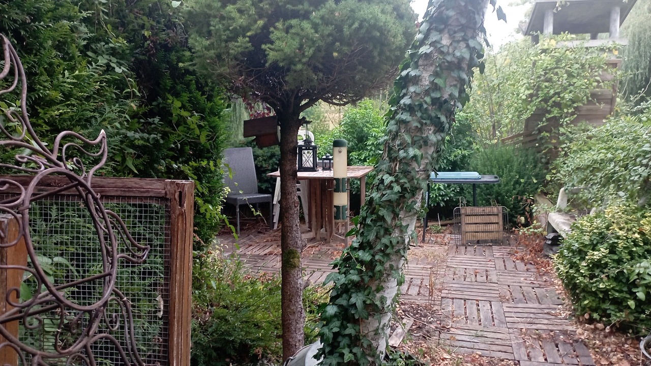 Photo of Outdoor in Pernant