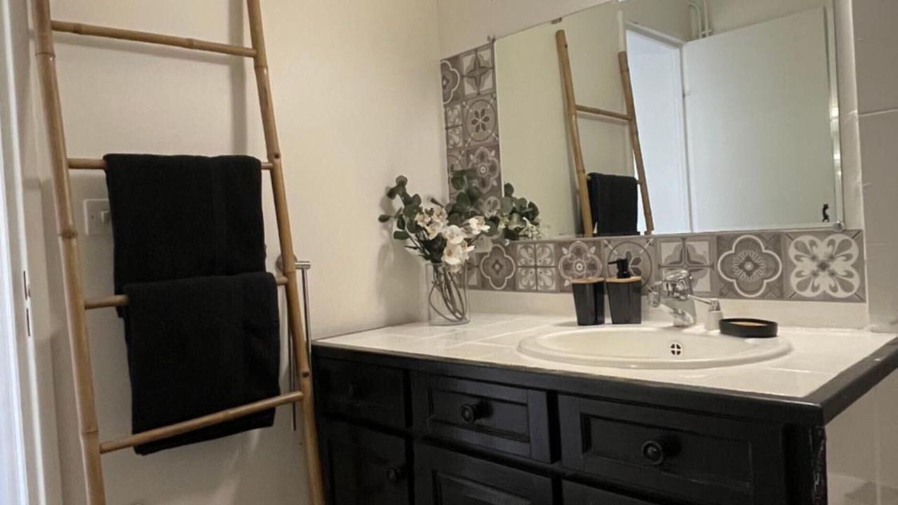 Photo of Bathroom in Bezons