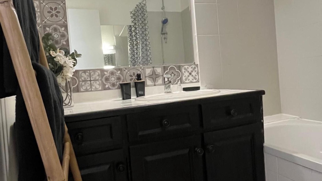 Photo of Bathroom in Bezons