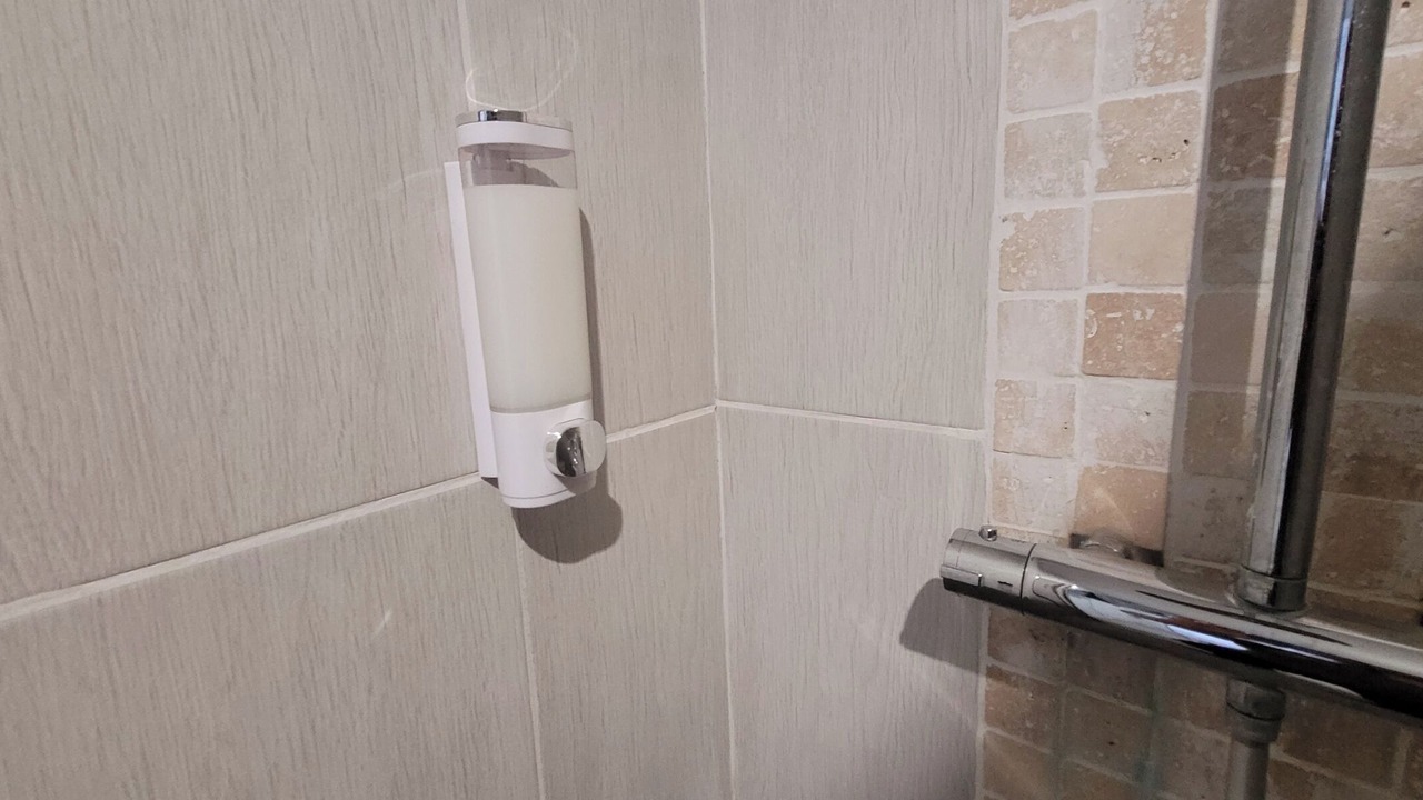 Photo of Bathroom in Tangry
