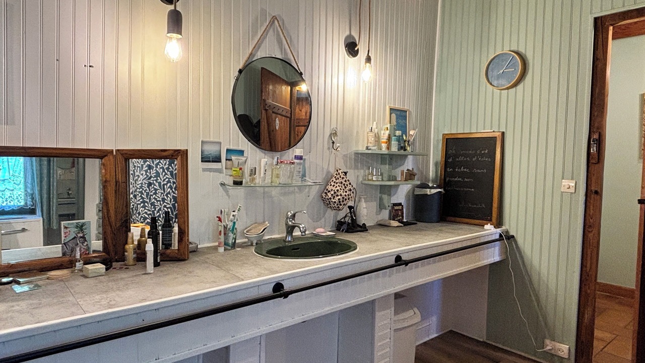 Photo of Bathroom in Bonnetable