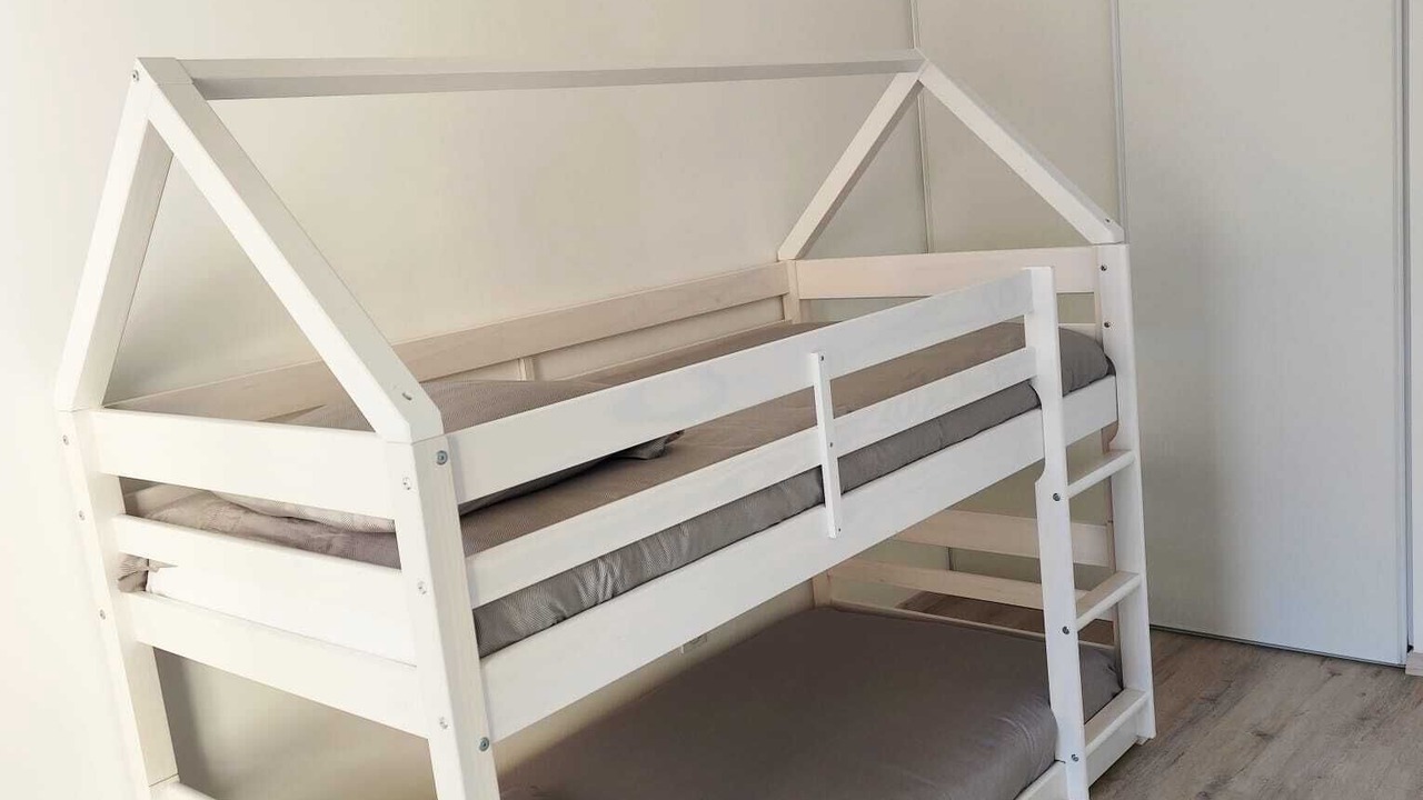 Photo of Bedroom in Montmerle-sur-Saone