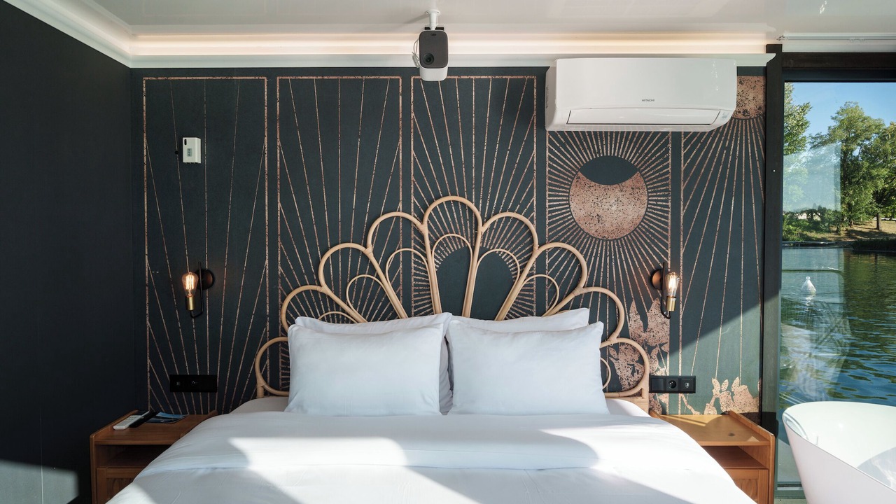 Photo of Bedroom in Verneuil-sur-Seine