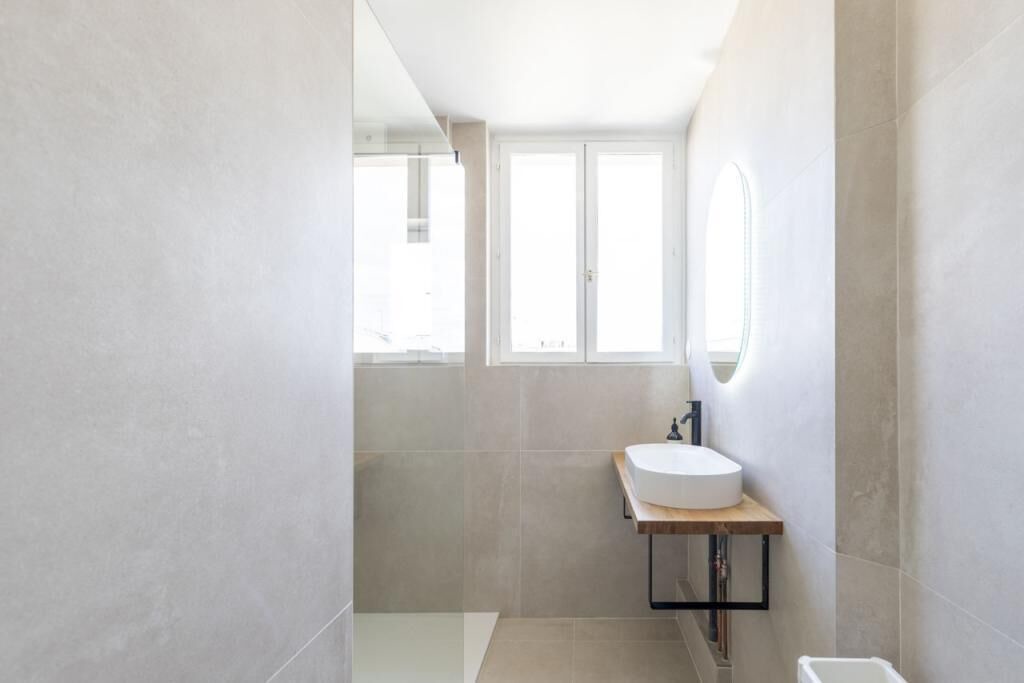Photo of Bathroom in La Garenne-Colombes