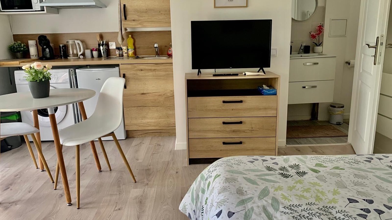 Photo of Bedroom in Villepinte