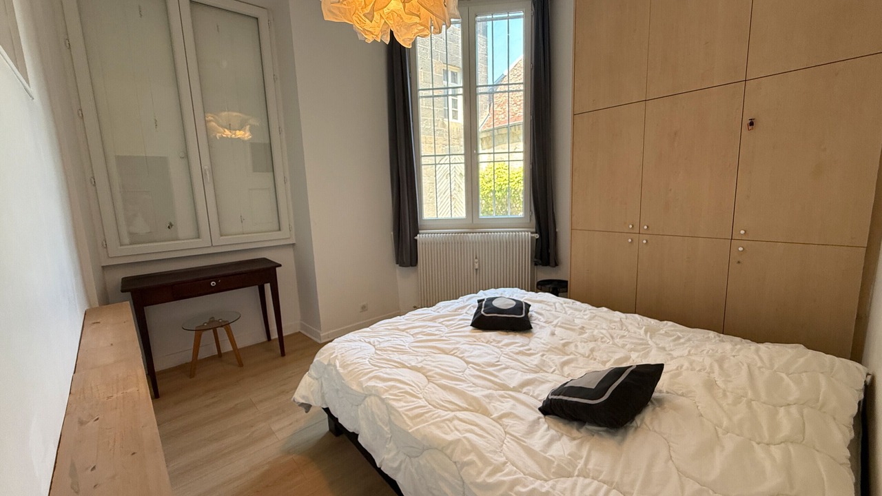 Photo of Bedroom in Besancon Old Town