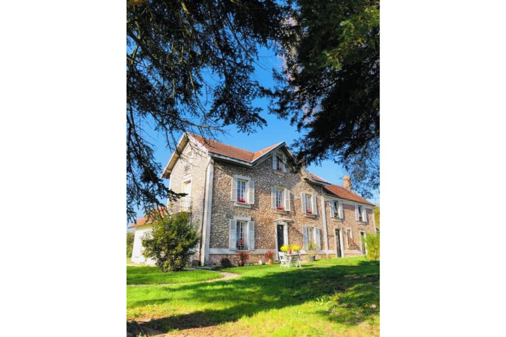 Photo of Outdoor in Jouy-sur-Morin