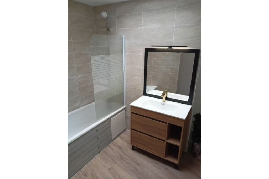 Photo of Bathroom in Armentieres