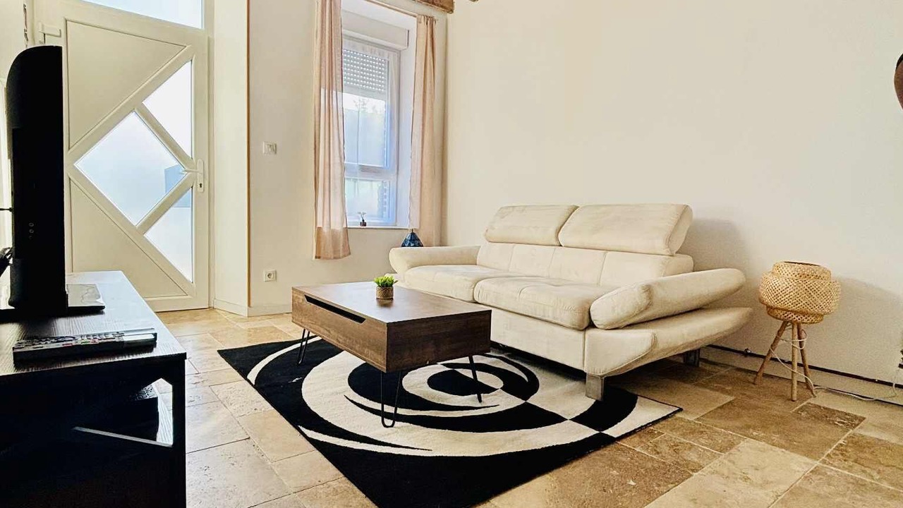 Photo of Livingroom in Sains-du-Nord