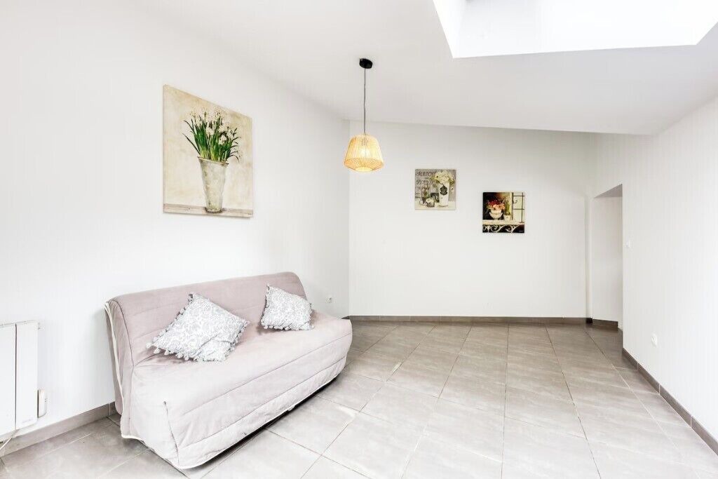 Photo of Livingroom in Sainte-Genevieve-des-Bois