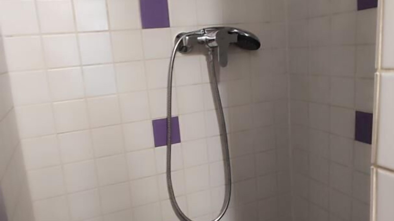 Photo of Bathroom in Charleville-Mezieres