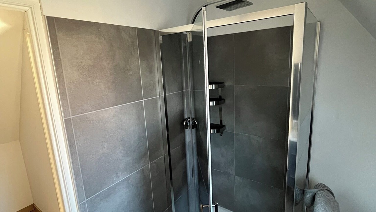 Photo of Bathroom in La Chapelle-d'Armentieres
