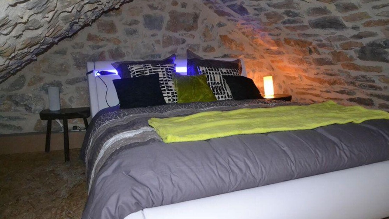Photo of Bedroom in Mostuejouls