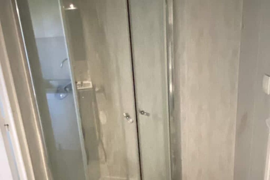 Photo of Bathroom in Villiers-le-Bel