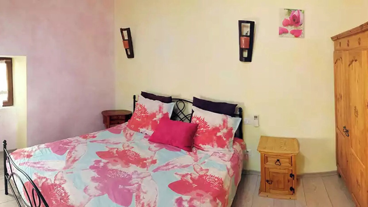 Photo of Bedroom in Mostuejouls