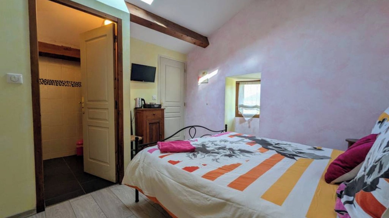 Photo of Bedroom in Mostuejouls