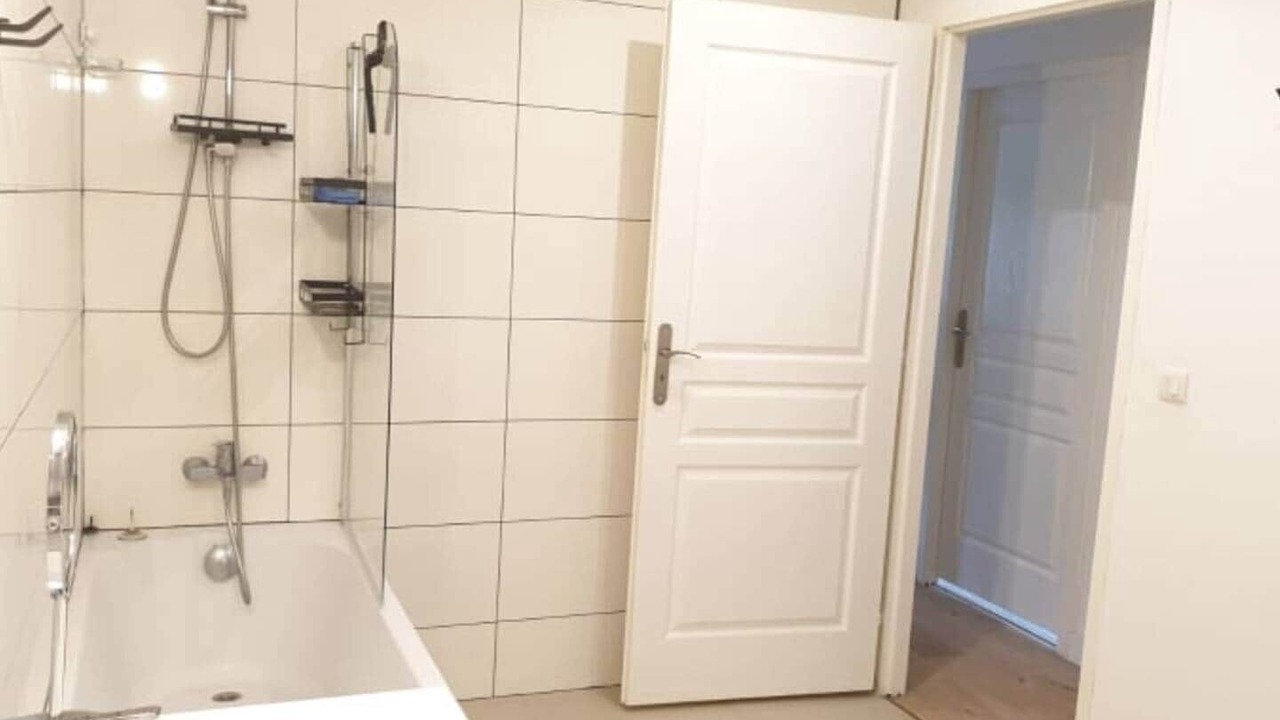 Photo of Bathroom in Woippy
