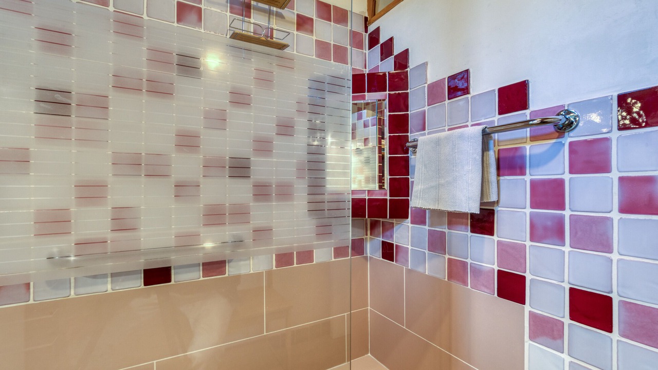 Photo of Bathroom in Saint-Pargoire