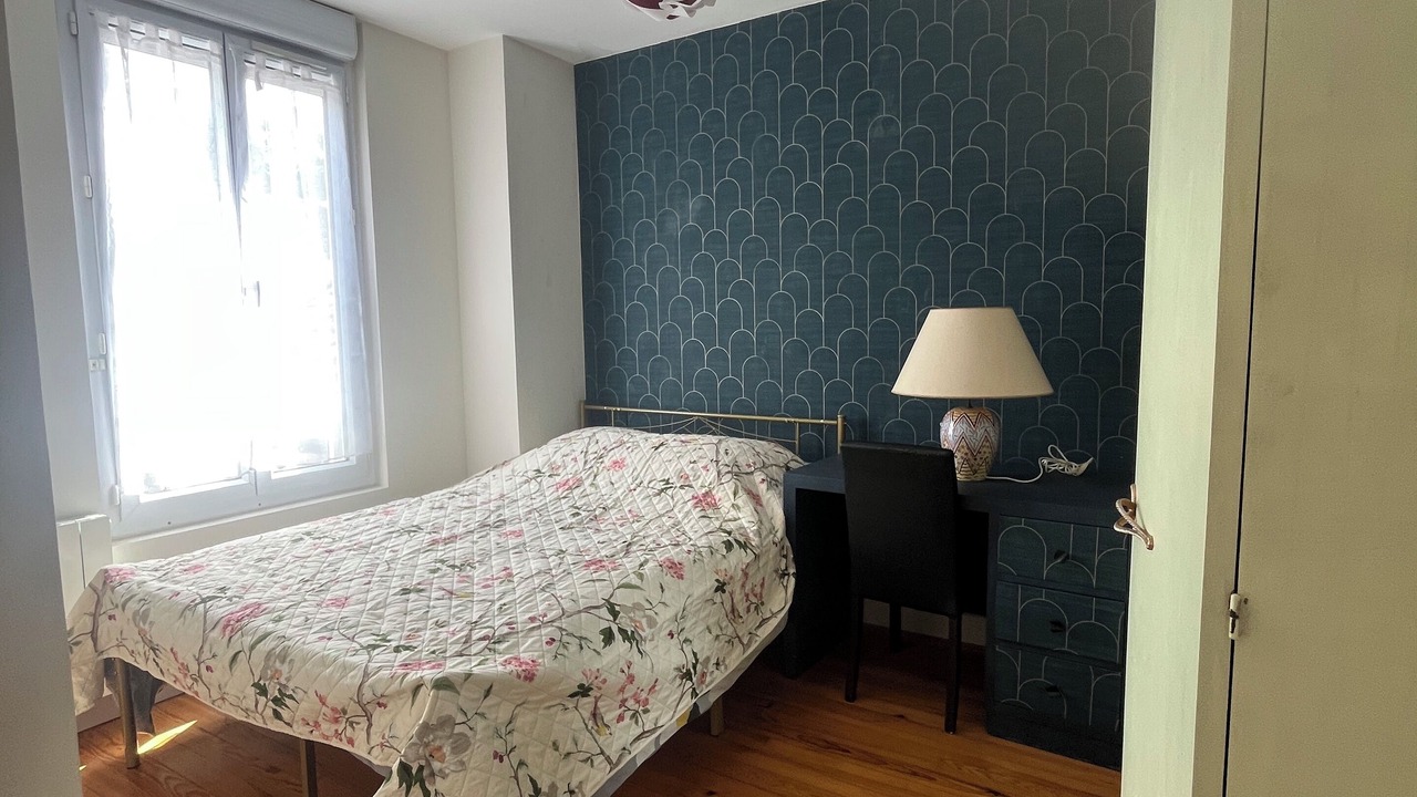 Photo of Bedroom in Mezieres-sur-Seine