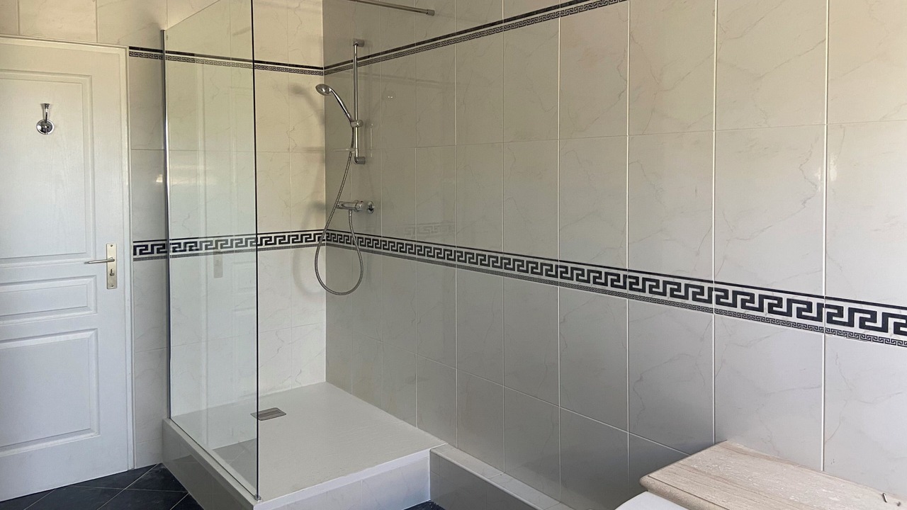 Photo of Bathroom in Huisnes-sur-Mer