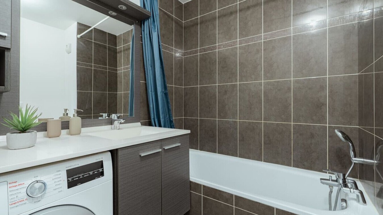 Photo of Bathroom in Chatillon