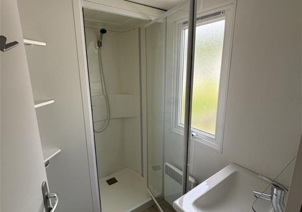 Photo of Bathroom in Renty