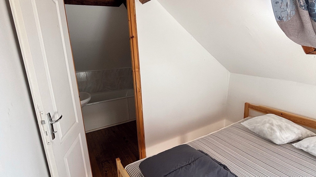 Photo of Bedroom in Renty