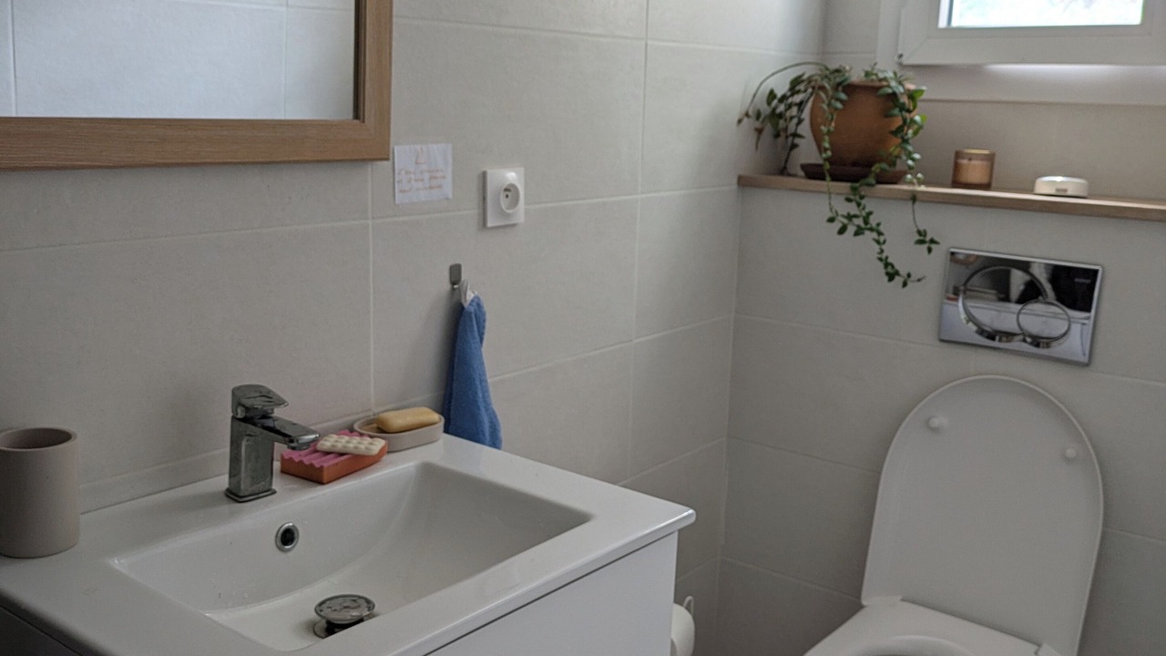 Photo of Bathroom in Conde-sur-Vesgre