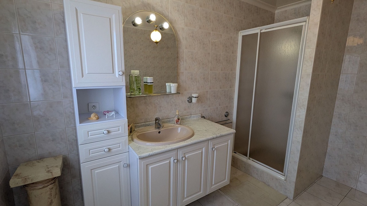 Photo of Bathroom in Villemandeur