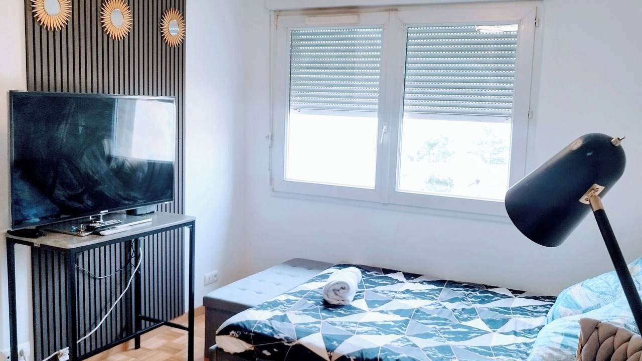 Photo of Bedroom in La Courneuve