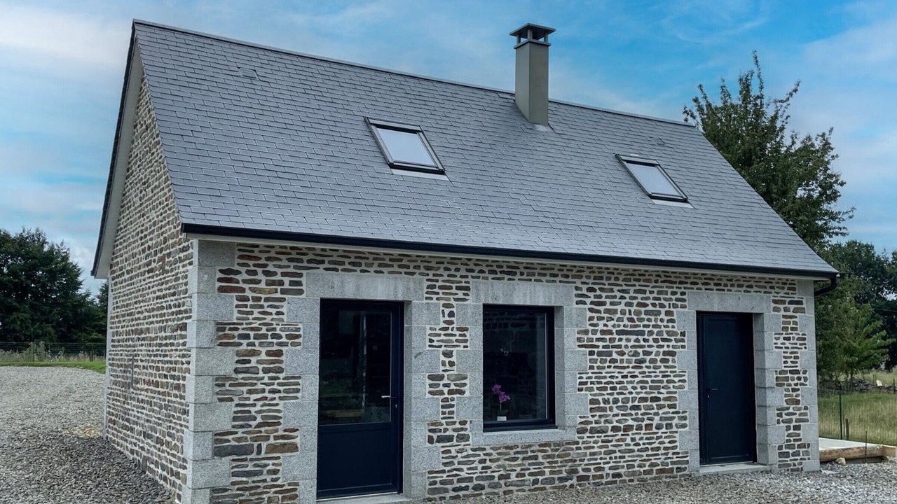 Photo of Outdoor in Saint-Quentin-les-Chardonnets