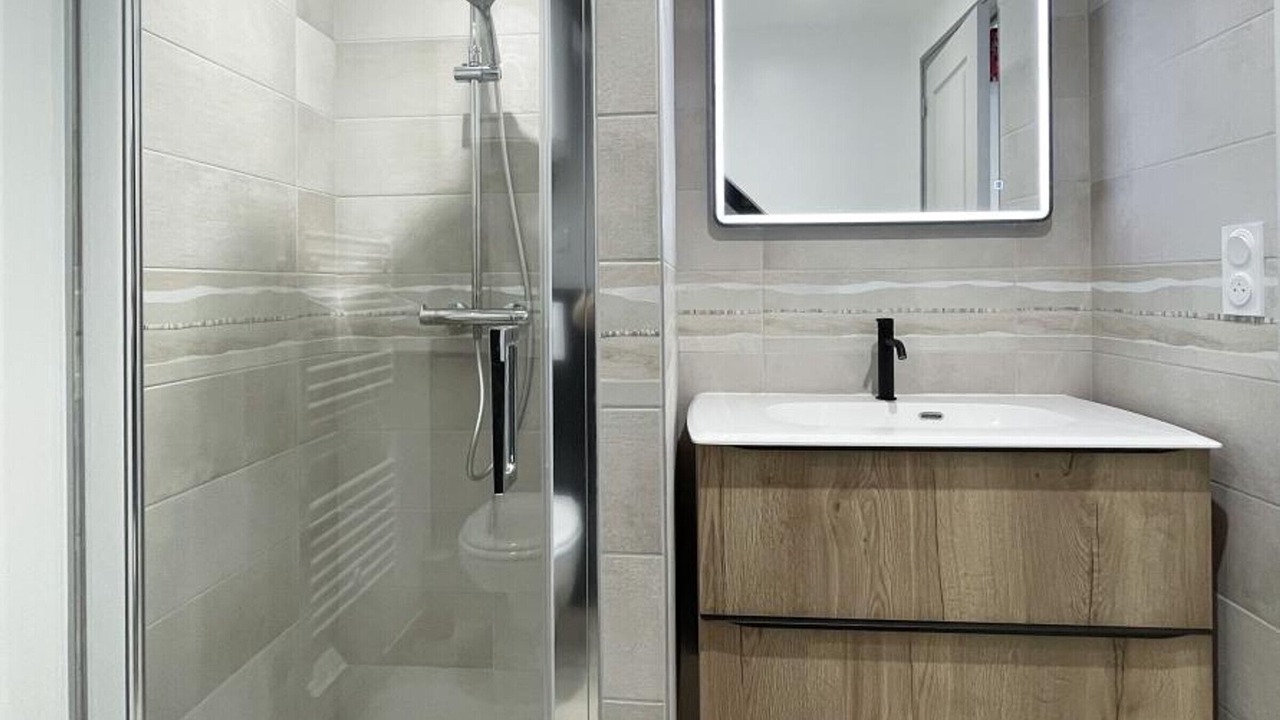 Photo of Bathroom in Saint-Quentin-les-Chardonnets