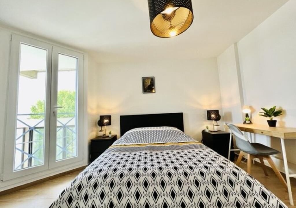Photo of Bedroom in Cergy