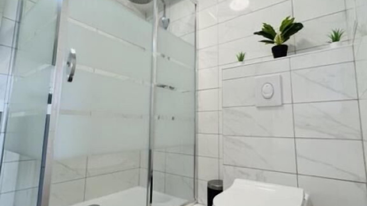 Photo of Bathroom in Cergy