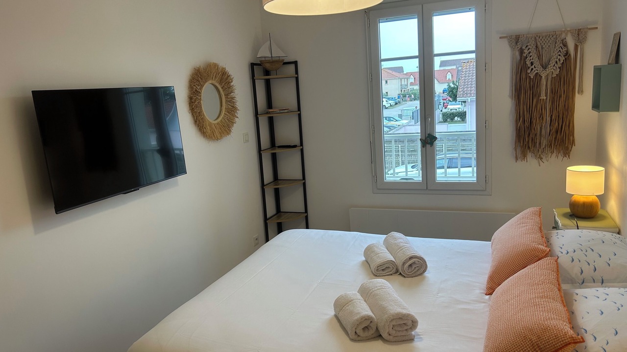 Photo of Bedroom in Sainte-Cecile-Plage
