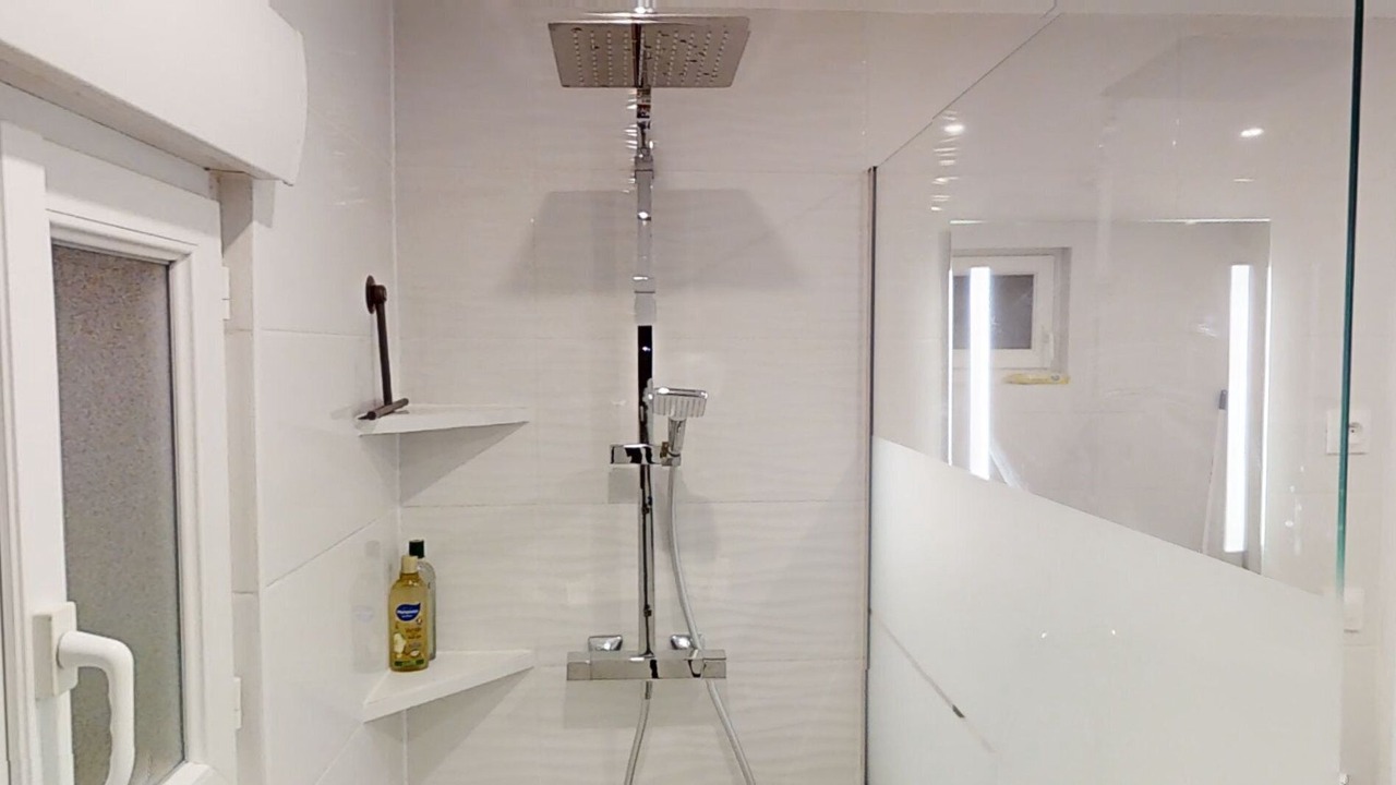 Photo of Bathroom in Le Mee-sur-Seine