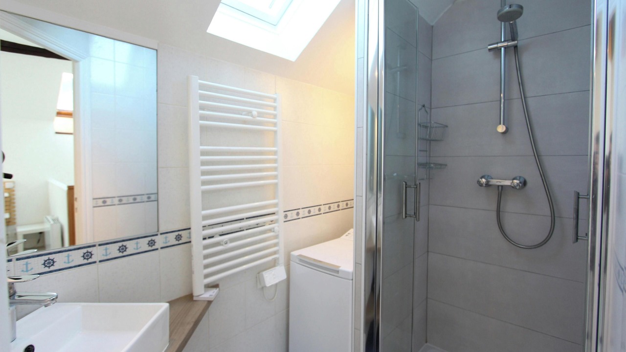 Photo of Bathroom in Bois-le-Roi