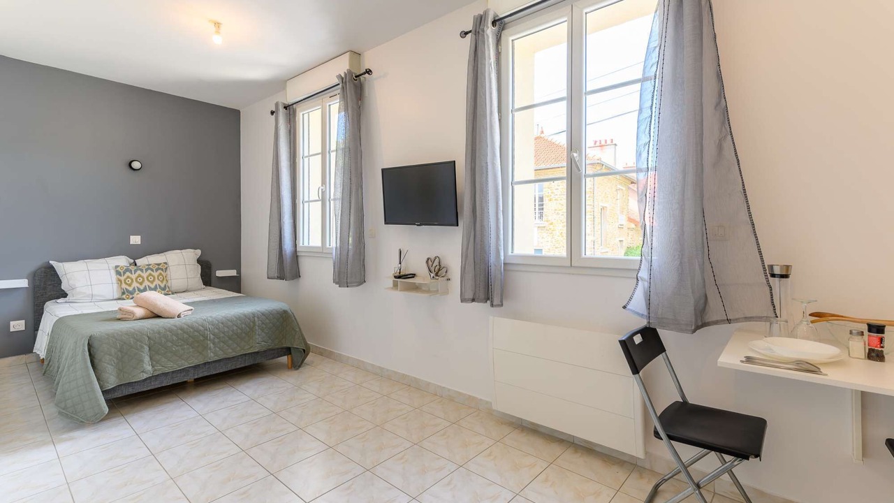 Photo of Bedroom in Tremblay-les-Gonesse