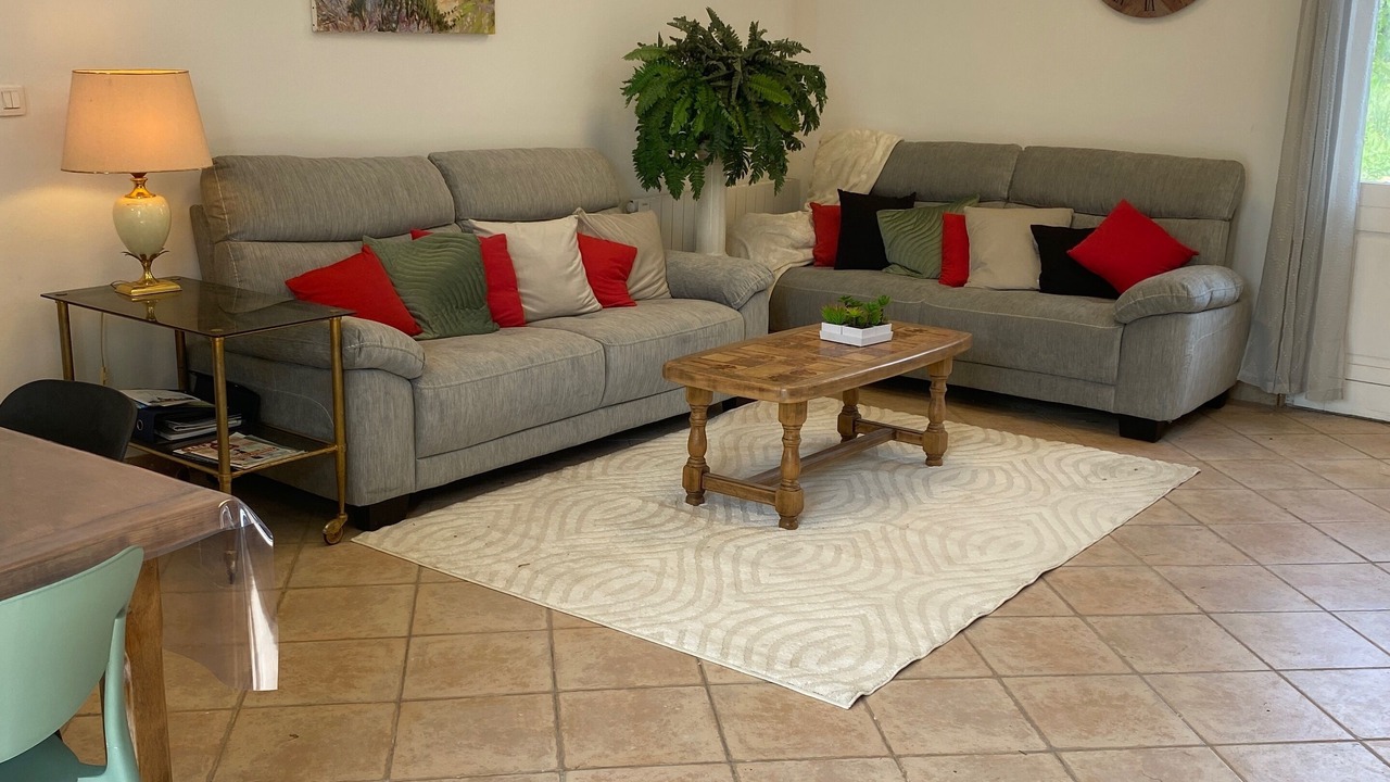 Photo of Livingroom in Saint-Quentin-des-Pres