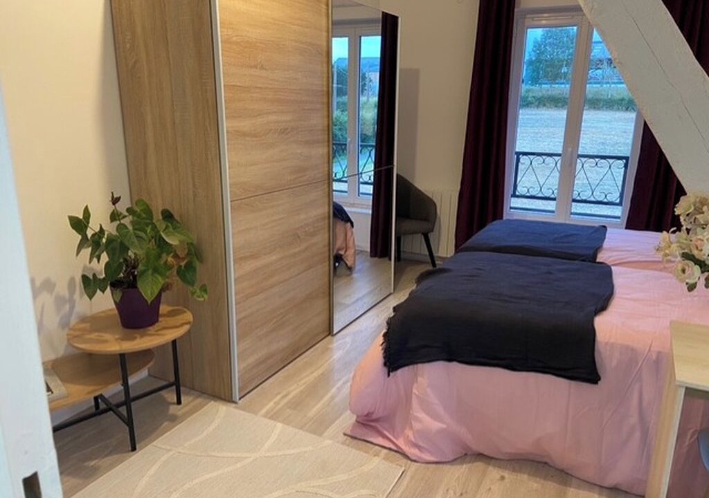 Photo of Bedroom in Saint-Quentin-des-Pres