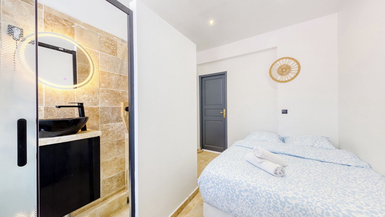 Photo of Bedroom in Rueil-Malmaison