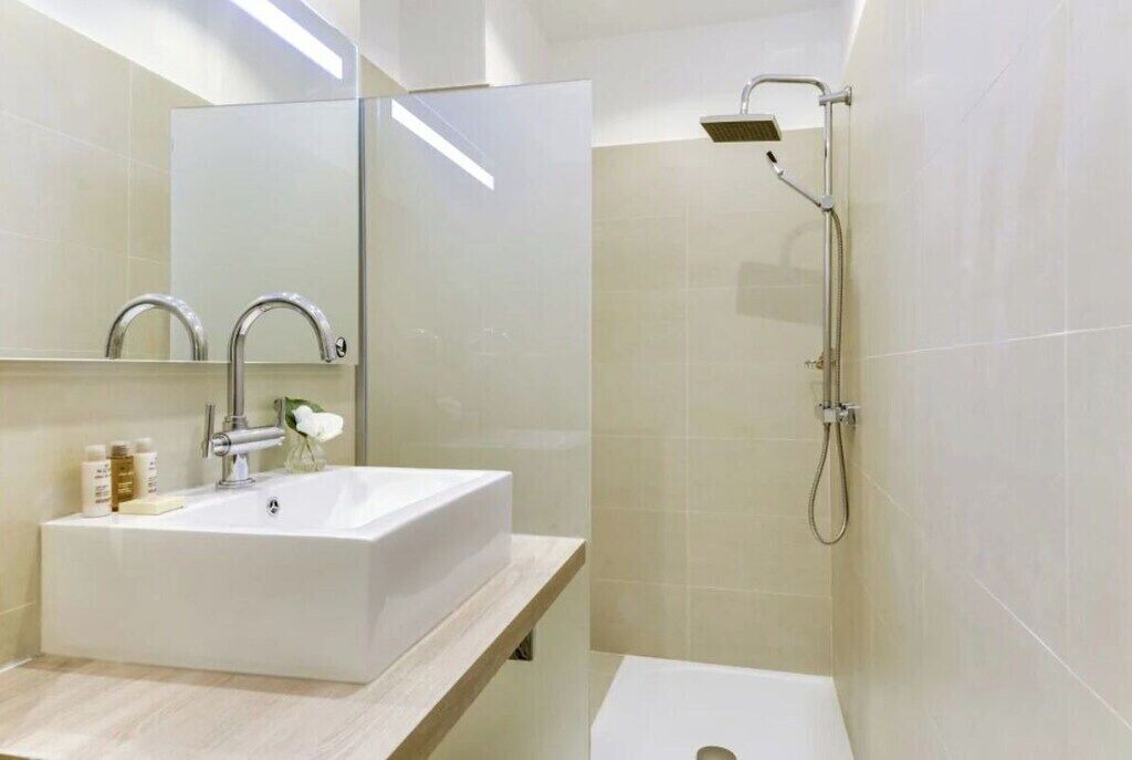 Photo of Bathroom in L'Europe