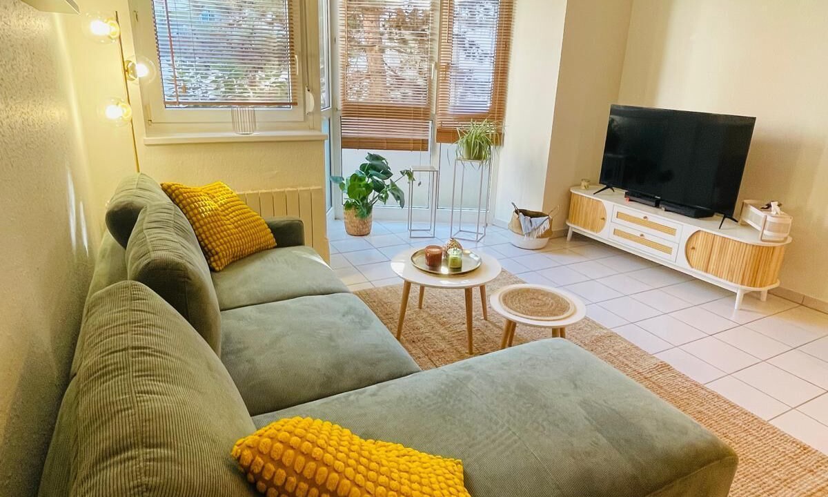Photo of Livingroom in Neudorf Ouest