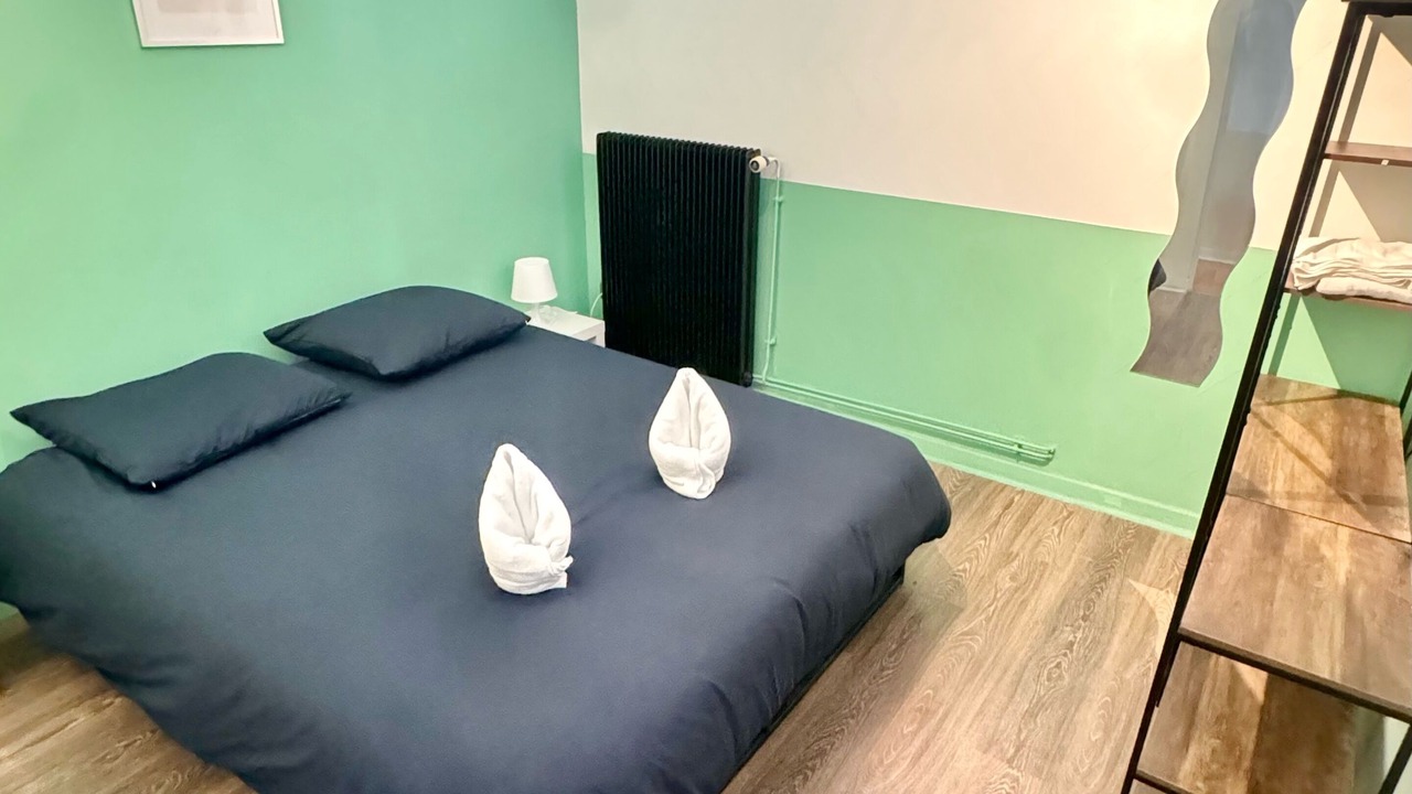 Photo of Bedroom in Montbeliard