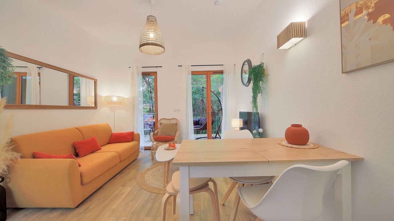 Photo of Livingroom in Eppe-Sauvage