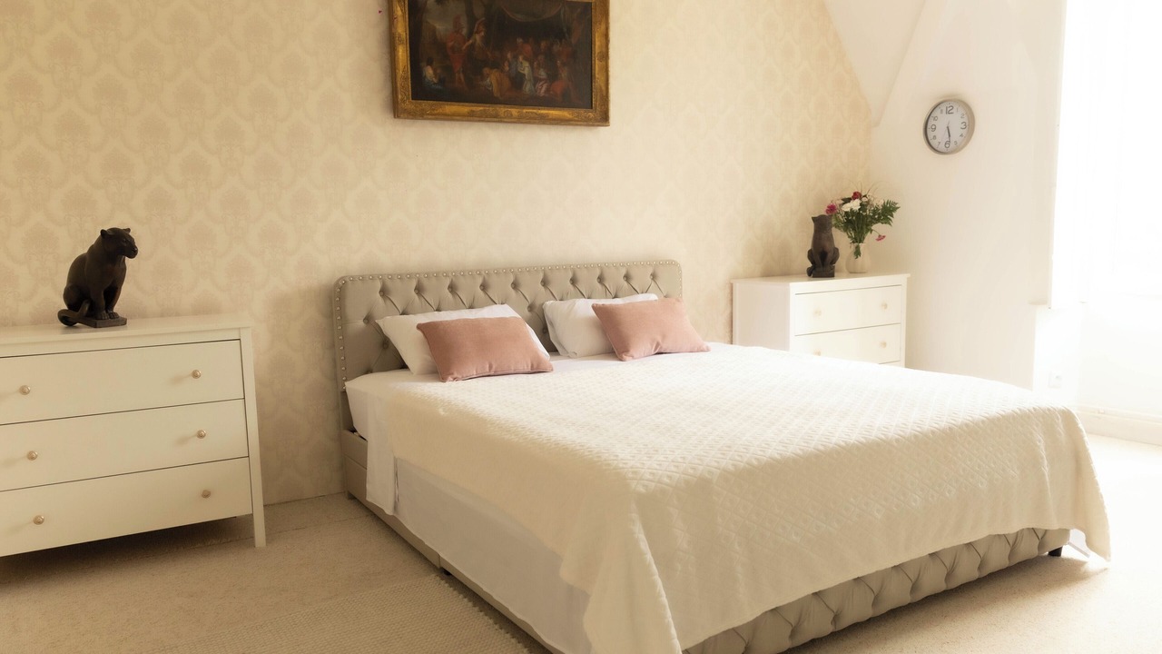 Photo of Bedroom in Crepy-en-Valois