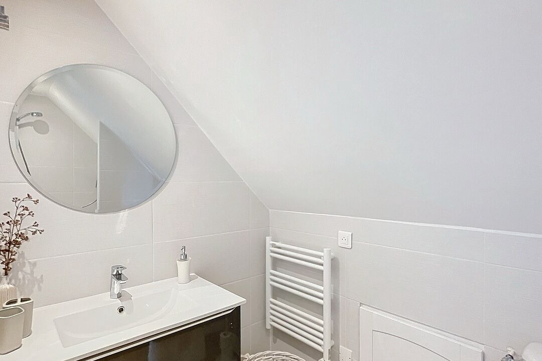 Photo of Bathroom in Samoreau