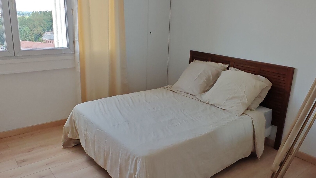 Photo of Bedroom in Mons-en-Baroeul