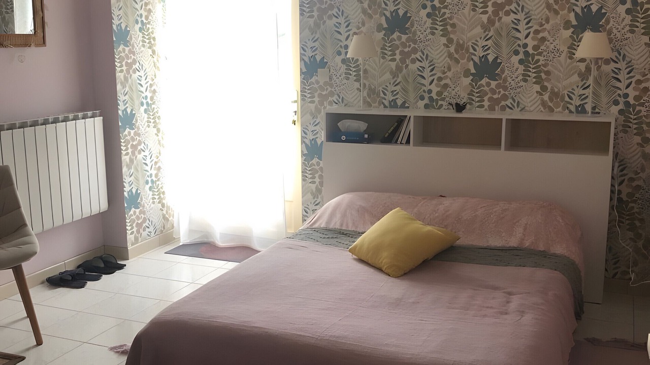 Photo of Bedroom in Durtal