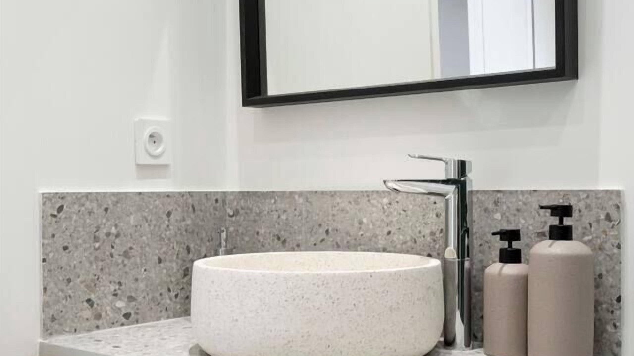 Photo of Bathroom in Nemours